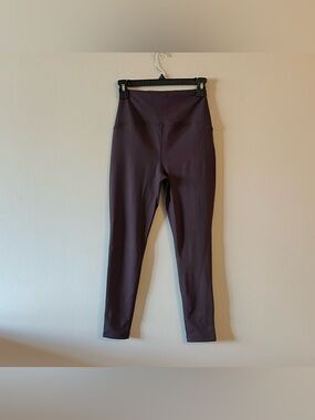 NEW Beyond Yoga PowerBeyond Midi Leggings Rich Plum M High Rise